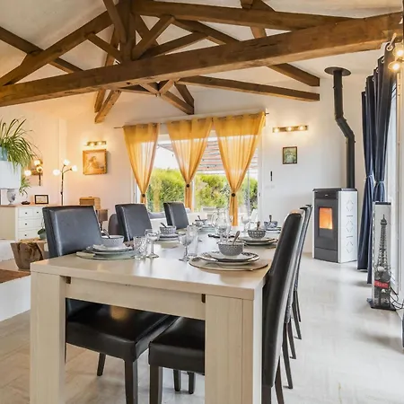 Moulin 18eme Siecle, 3 Chambres, Jardin, Wifi A - Fr-1-306-1164 بيت للعطل